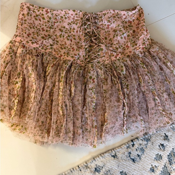 Free People Dresses & Skirts - Free People Pink Floral Mini Skirt
